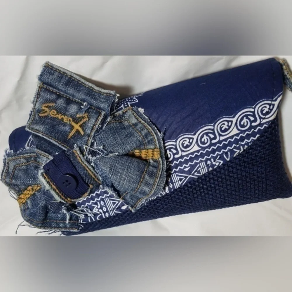 Tasty Raw Edge Denim “Bluesy Clutch” Bag